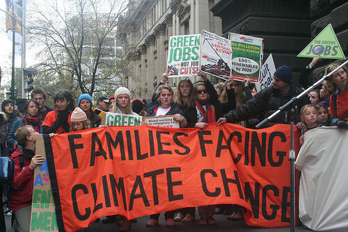 Zukünftige Generationen werden jene sein, die den Klimawandel tatsächlich erleben und sich die heutige Welt nicht mehr vorstellen können - Proteste für Änderungen der Klimapolitik in Australien