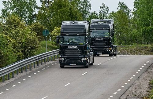 Platooning – System von Scania für automatisiertes LKW-Fahren im Test.