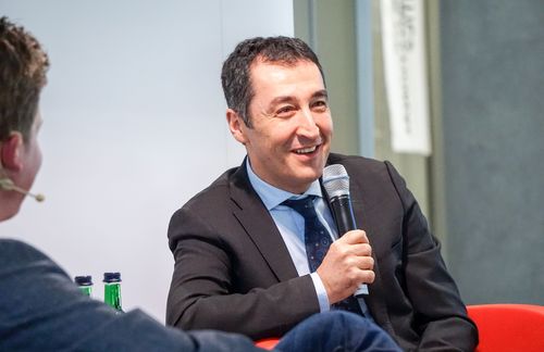 Cem Özdemir 1