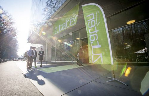 Am Mittwoch um 8:30 Uhr wurden am Campus Seemooser Horn die Glastüren für die Workshop- und Karrieretage geöffnet: Zwei Tage lang nahmen dafür 399 Teilnehmer die komplette Universität in Beschlag. 