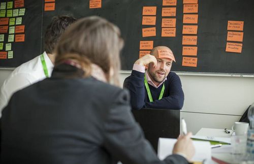 Denn um zum gewünschten Ergebnis zu kommen, leisteten die Workshop-Teilnehmer teils große Kopfarbeit ...